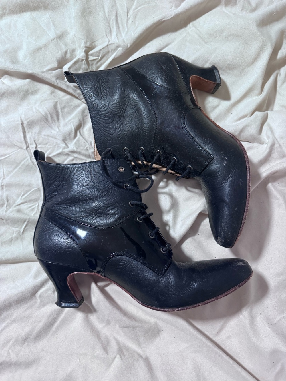 Women's Fluevog Black Lace-Up Heeled Ankle Boots